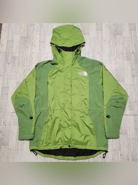 Women’s The North Face Green Gore-Tex Hooded Ski Shell Mountain Jacket Size M